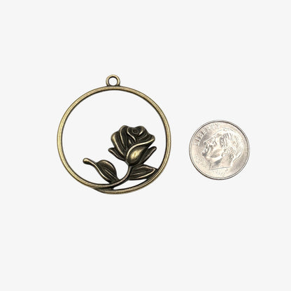 Bronze rose-shaped pendant 