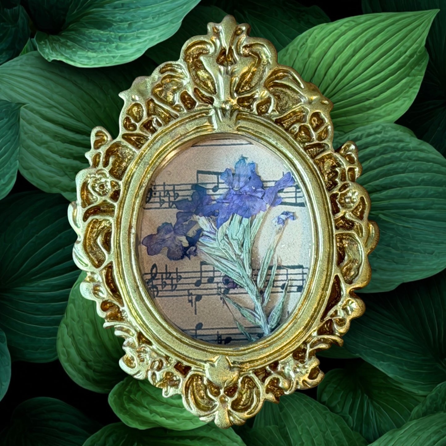 Mini Vintage Oval Frame Magnets